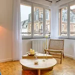 Alexandre F2 Cosy Avec Parking A Deux Pas De La Seine Apartment