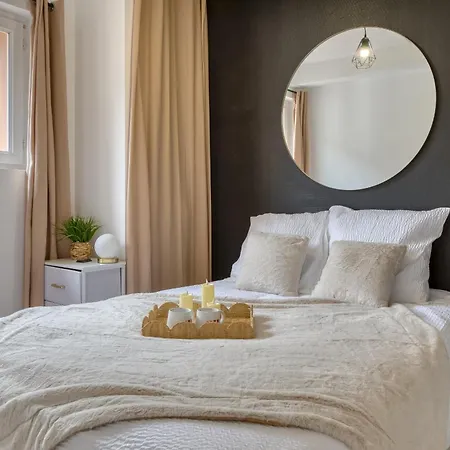 Alexandre F2 Cosy Avec Parking A Deux Pas De La Seine