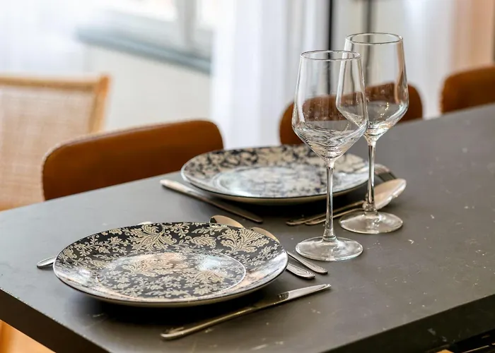 Cécile Charming One-bedroom With Parking Close To The Seine Appartamento *